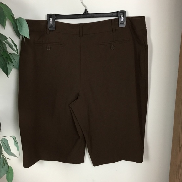 George dark brown Bermuda shorts with pockets vented hem Woman’s 18 - Picture 7 of 16